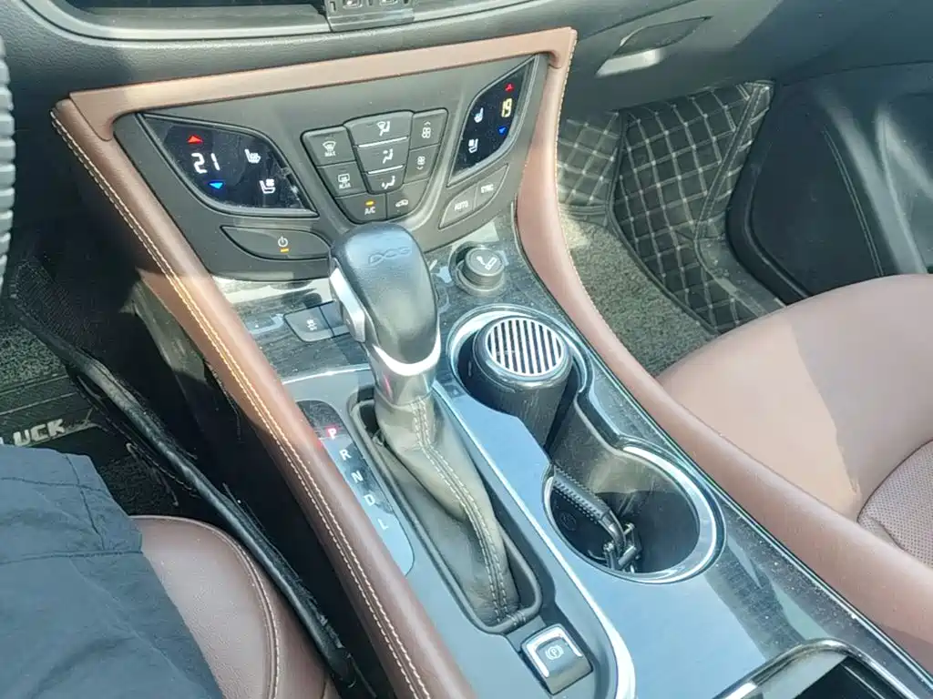 Buick Envision Plus — миниатюра 14