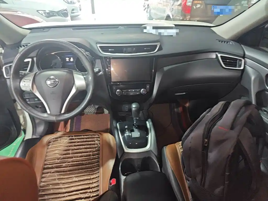 Nissan X-Trail — миниатюра 10