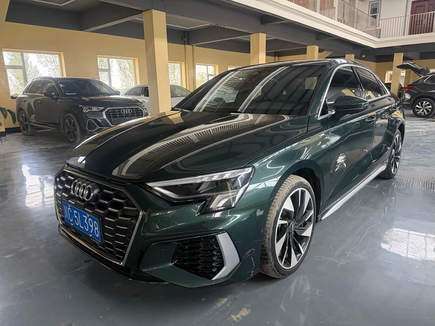 Audi A3 1.4 л 2023 г. Зелёный, пробег 36000 км
