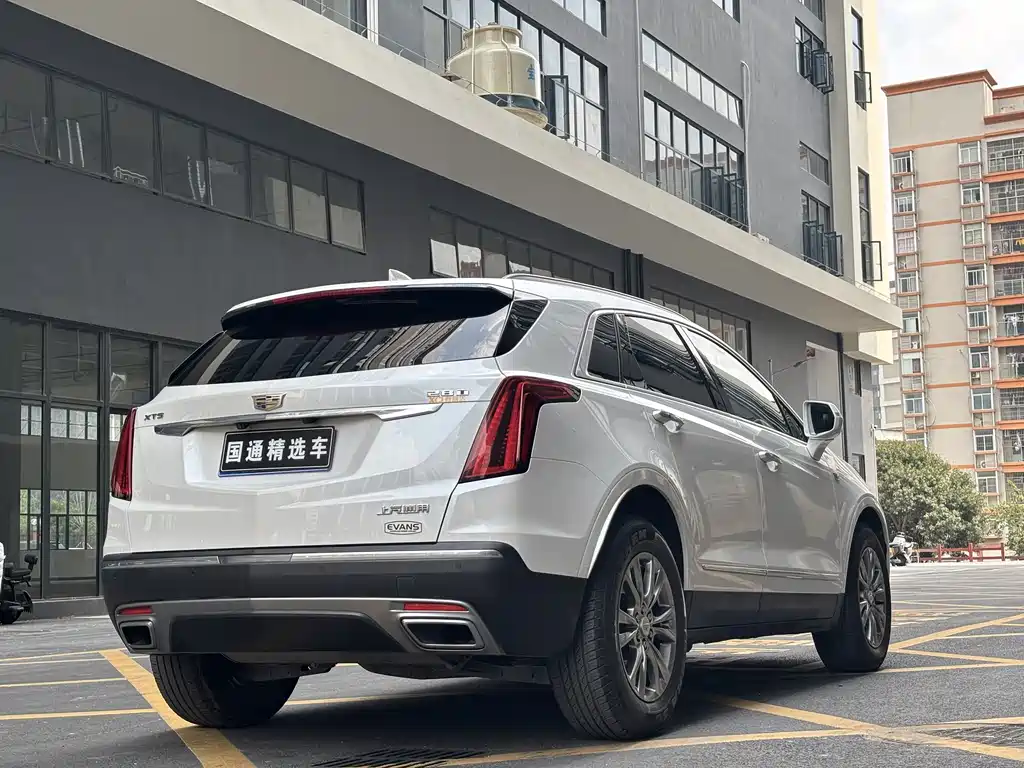 Cadillac XT5 — миниатюра 6