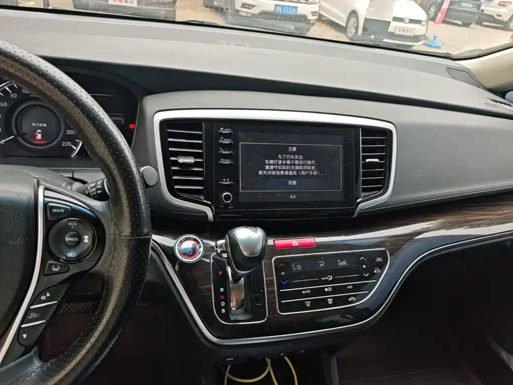 Honda Odyssey — миниатюра 13