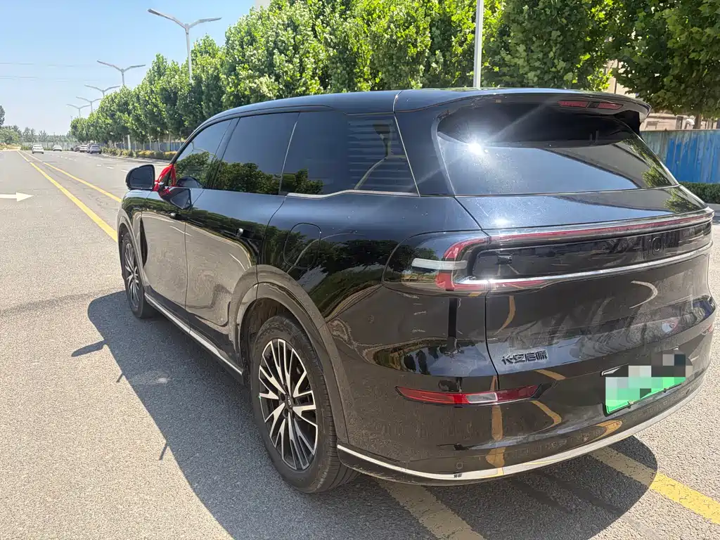 Changan Q07 2025 215