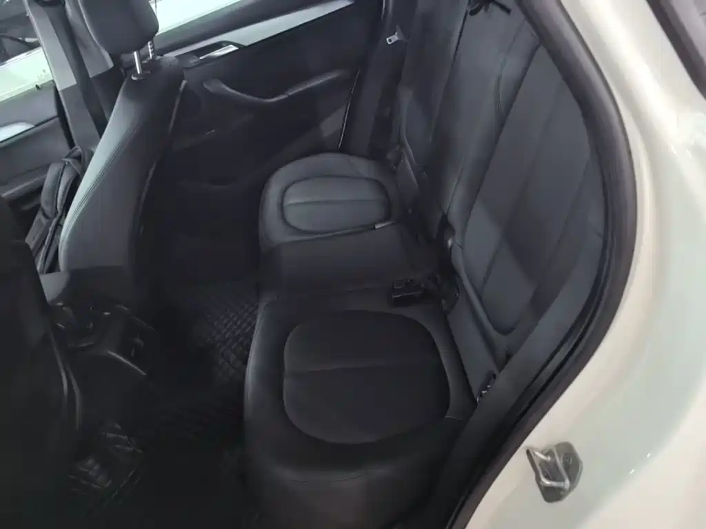 BMW X1 — миниатюра 17