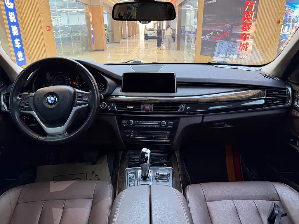 BMW X5 (Import) — миниатюра 8