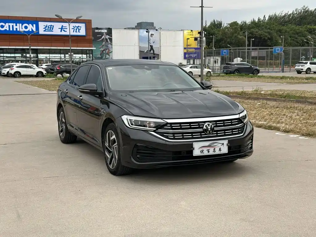 Volkswagen Sagitar — миниатюра 3