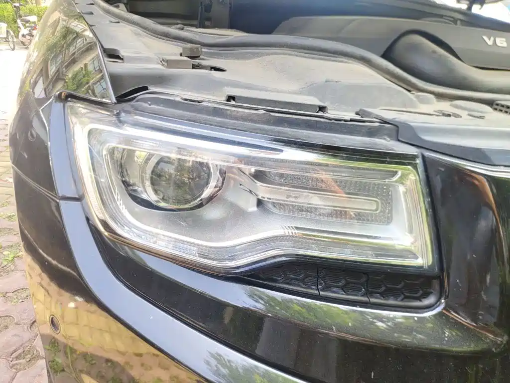 Jeep Grand Cherokee (Import) — миниатюра 7