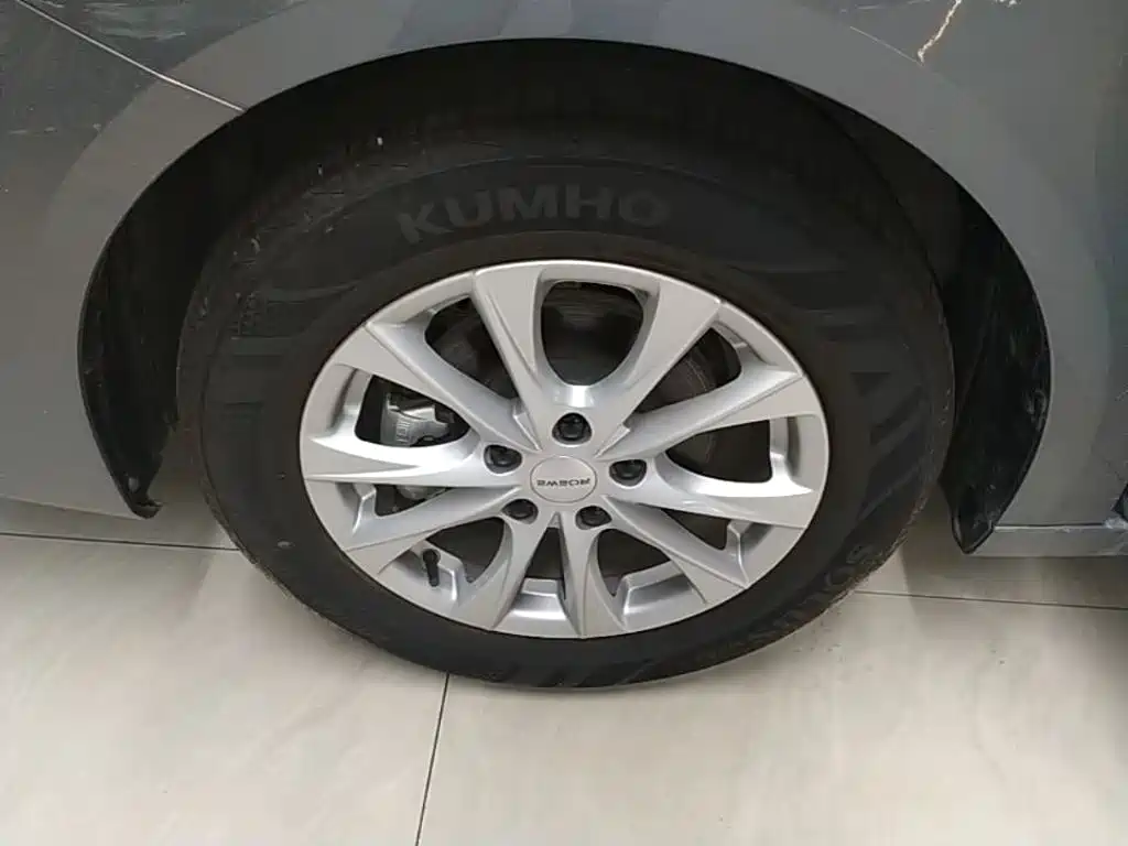 Roewe i5 — миниатюра 23