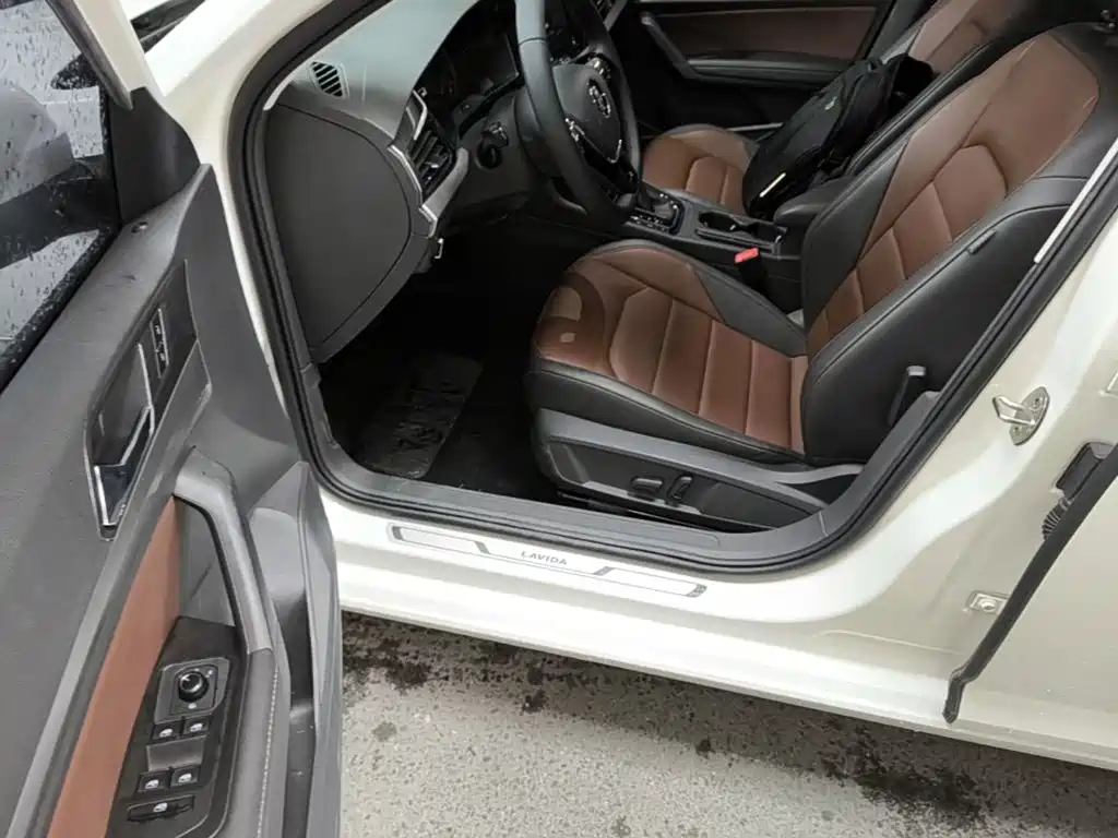 Volkswagen Lavida — миниатюра 16