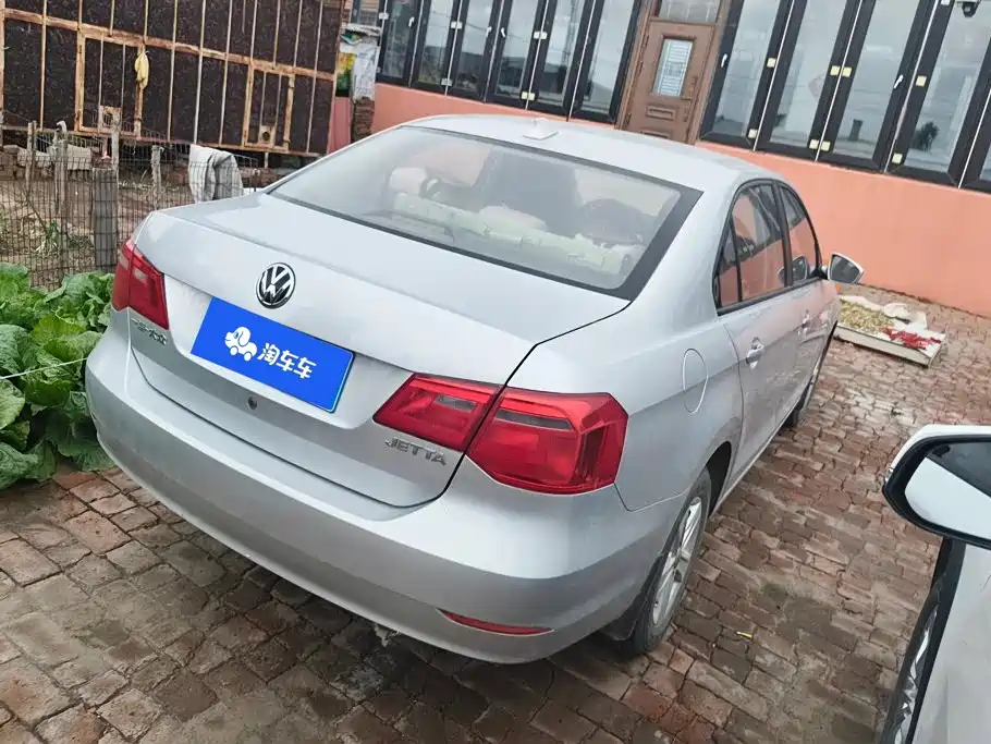 Volkswagen Jetta — миниатюра 3