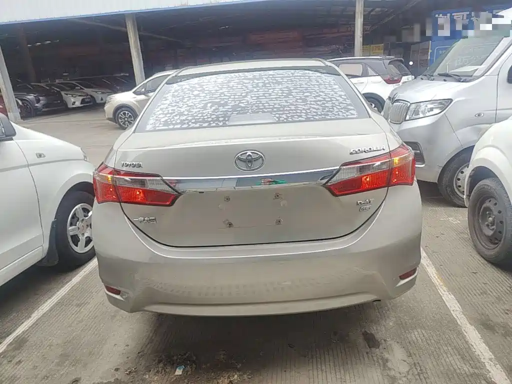 Toyota Corolla — миниатюра 6