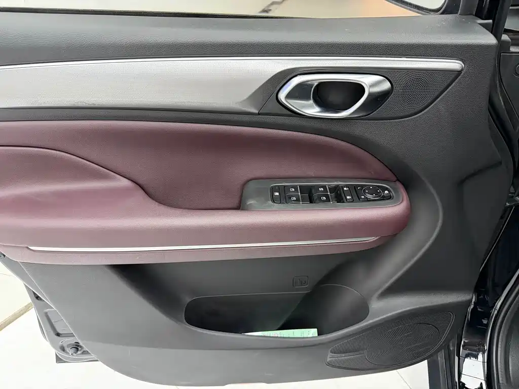 GAC Motor Trumpchi M6 — миниатюра 11