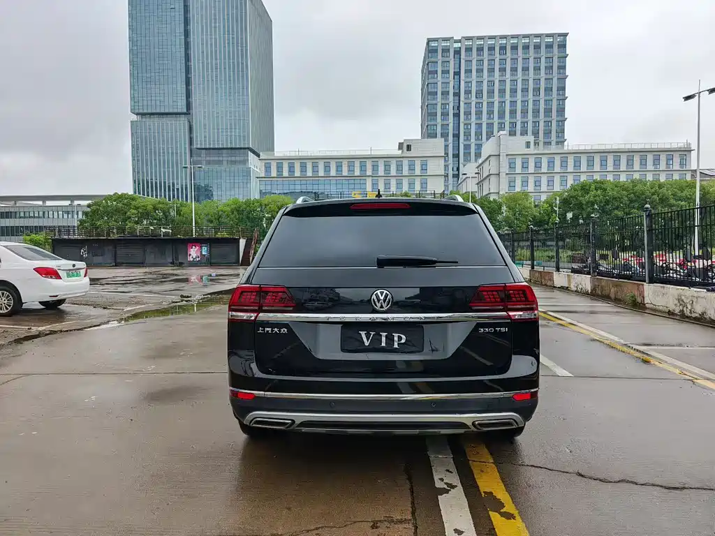 Volkswagen Teramont 330TSI 2WD Luxury Edition, фото 8