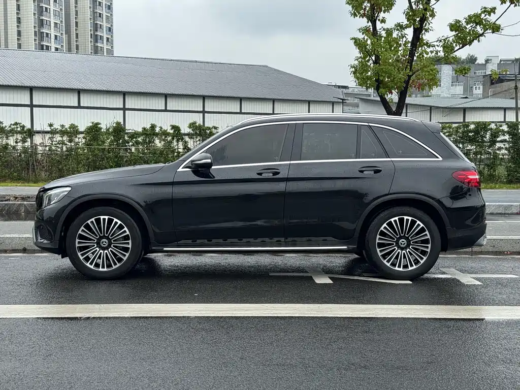 Mercedes-Benz GLC — миниатюра 19