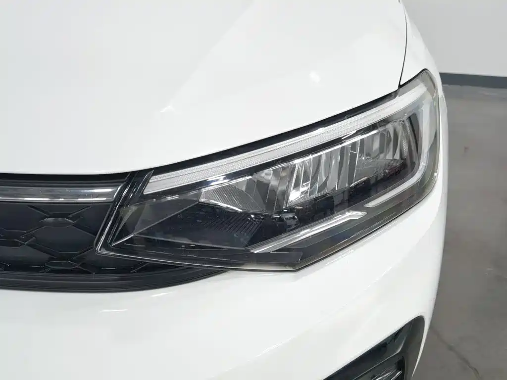 Volkswagen Lavida — миниатюра 7