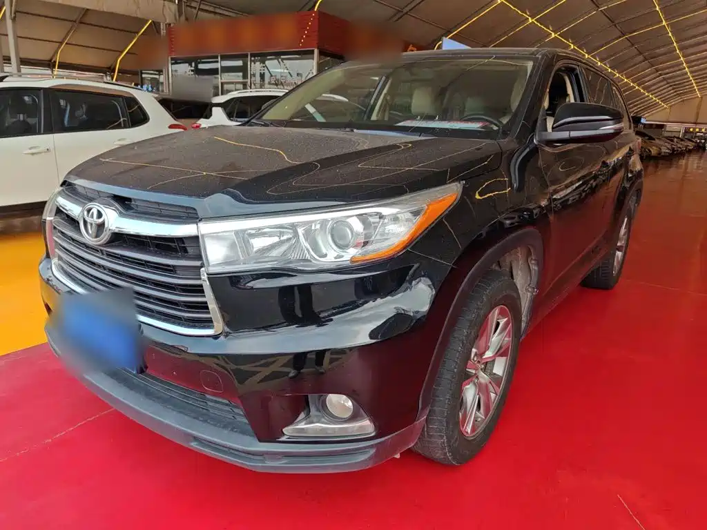 Toyota Highlander 2017 2.0T Elite 7 мест