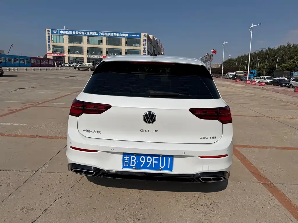 Volkswagen Golf — миниатюра 5