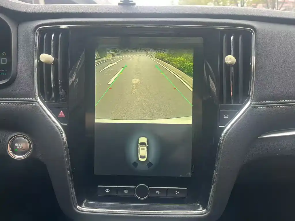 Roewe i6 New Energy — миниатюра 6