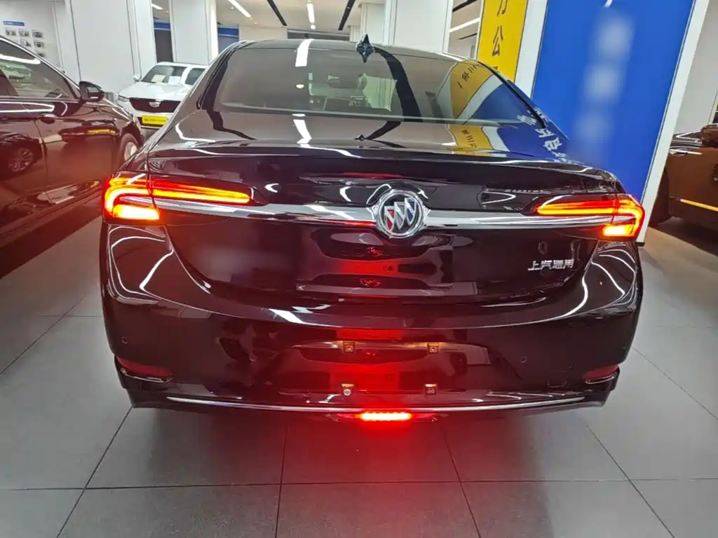Buick LaCrosse — миниатюра 6
