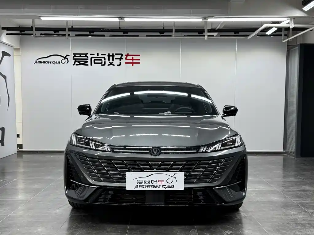 Changan Eado — миниатюра 2