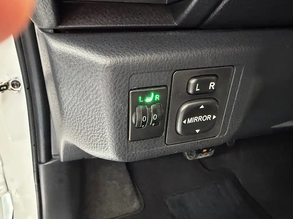 Toyota Yaris L — миниатюра 11