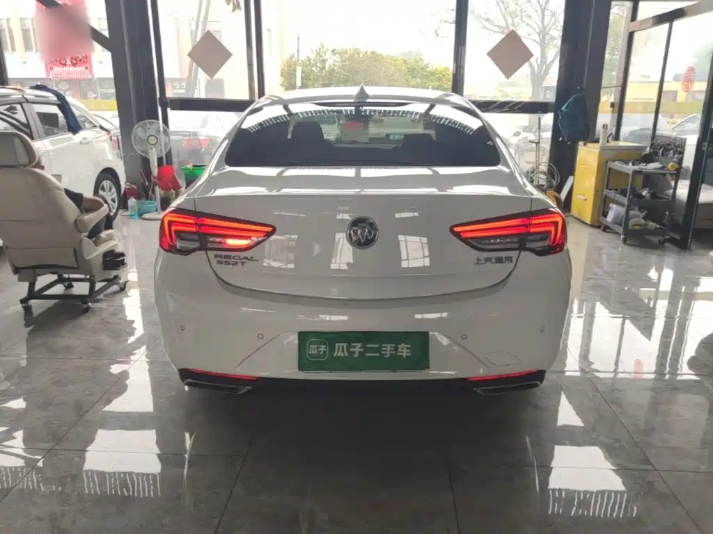 Buick Regal — миниатюра 6