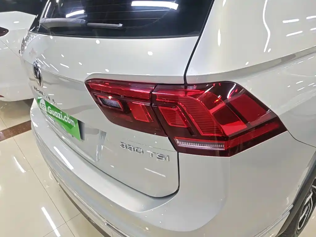 Volkswagen Tiguan L — миниатюра 8