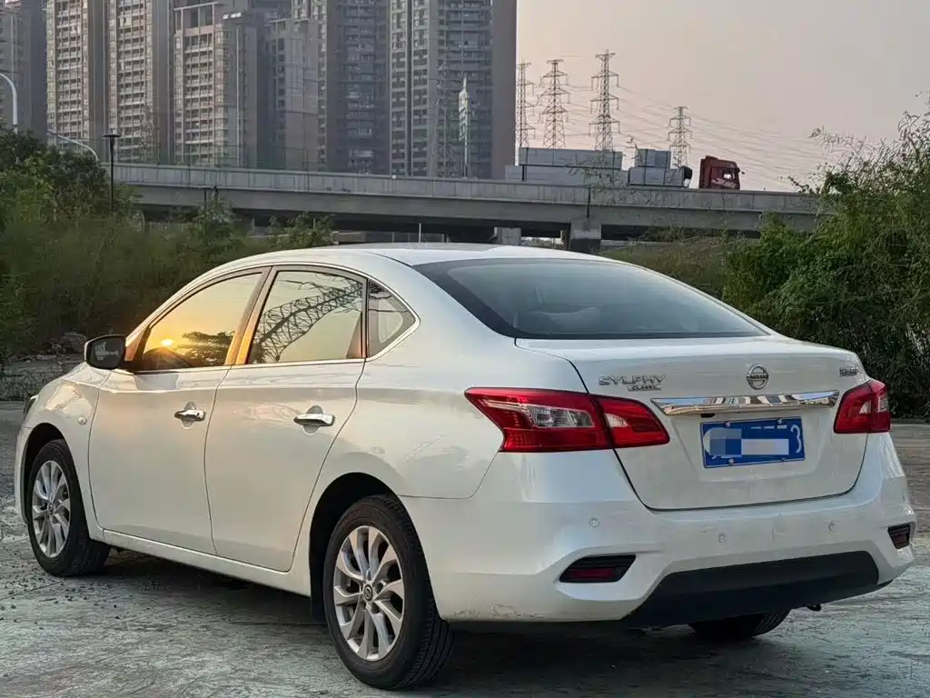 Nissan Sylphy — миниатюра 7