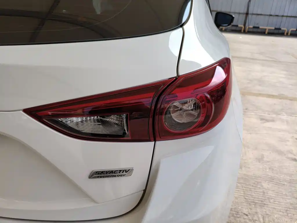 Mazda 3 Axela — миниатюра 8