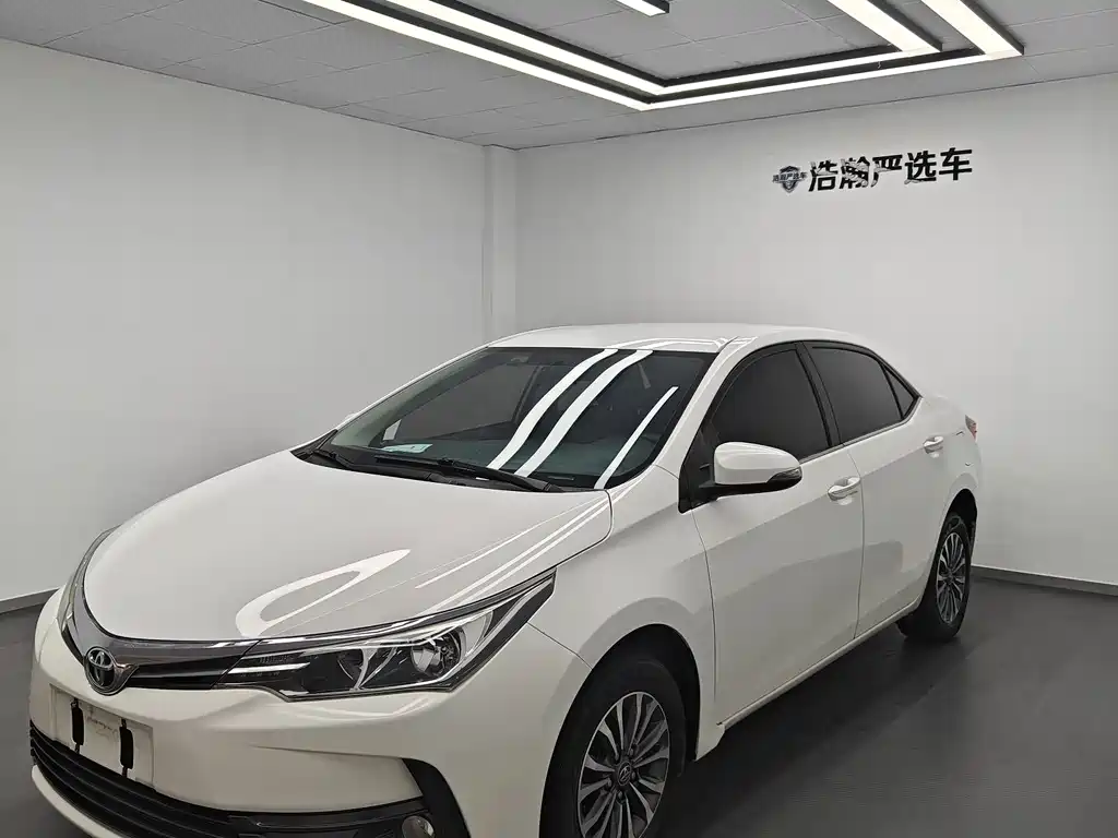 Купить Toyota Corolla