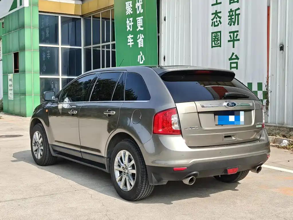 Ford Edge (Import) — миниатюра 4