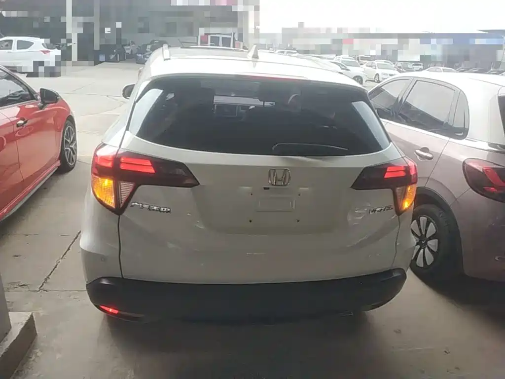 Honda Vezel — миниатюра 6