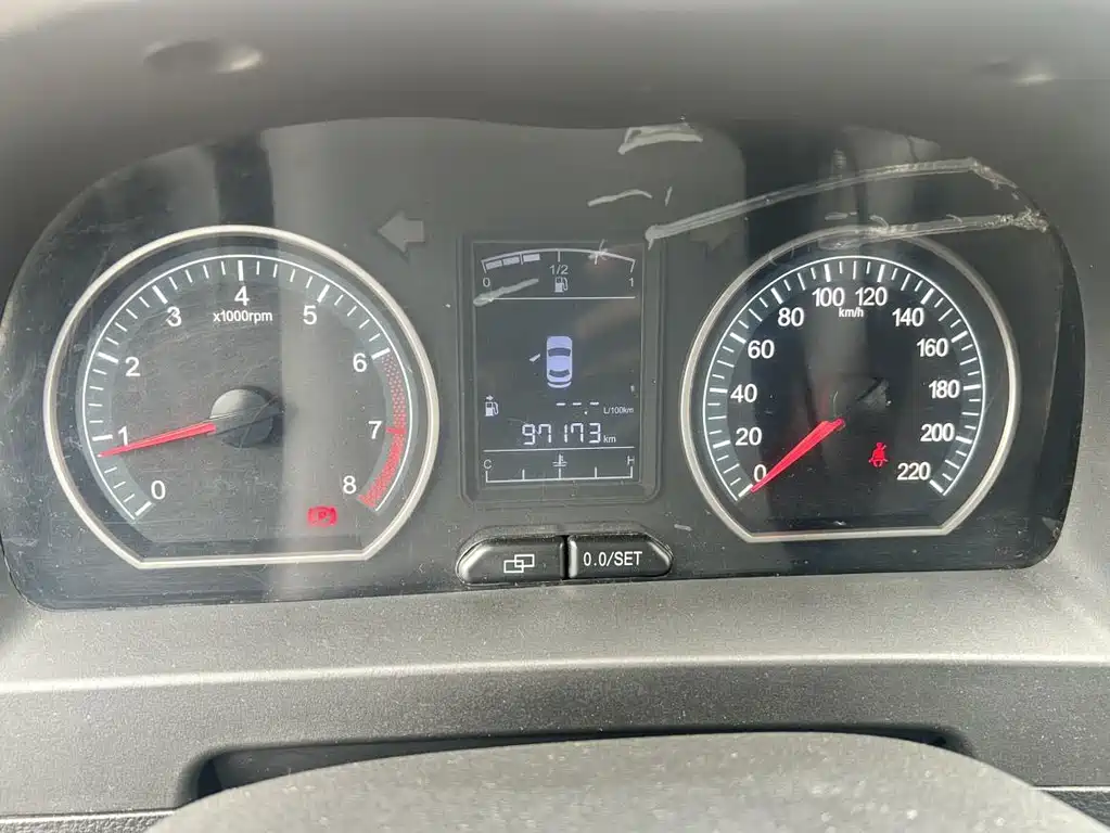 Dongfeng X3 2015 1.5L Comfort