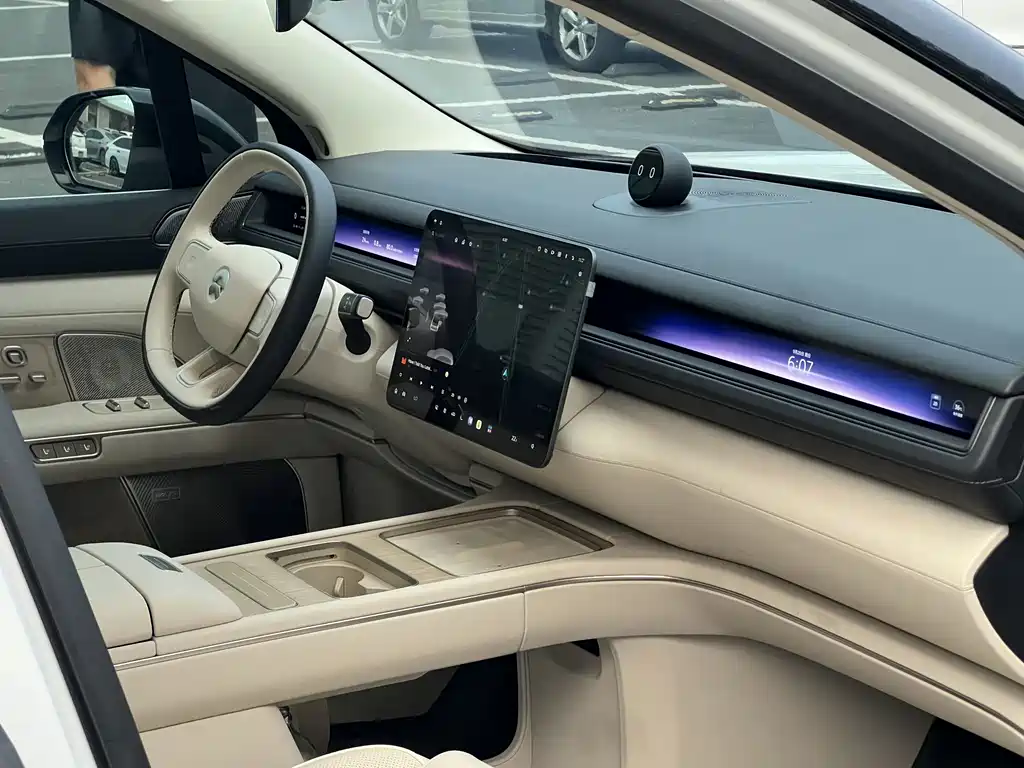 NIO ES8 — миниатюра 13