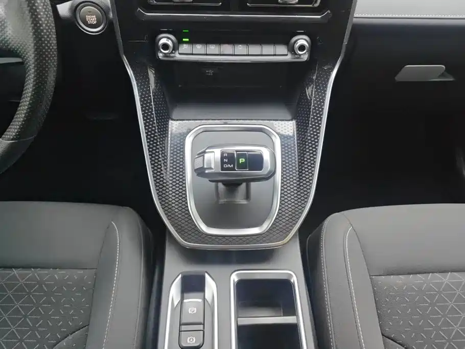 Haval M6 — миниатюра 15