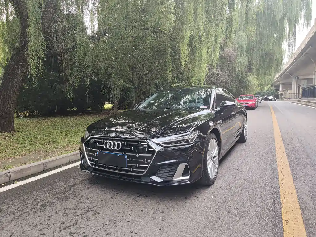 Audi A7L 2024 45TFSI S-line