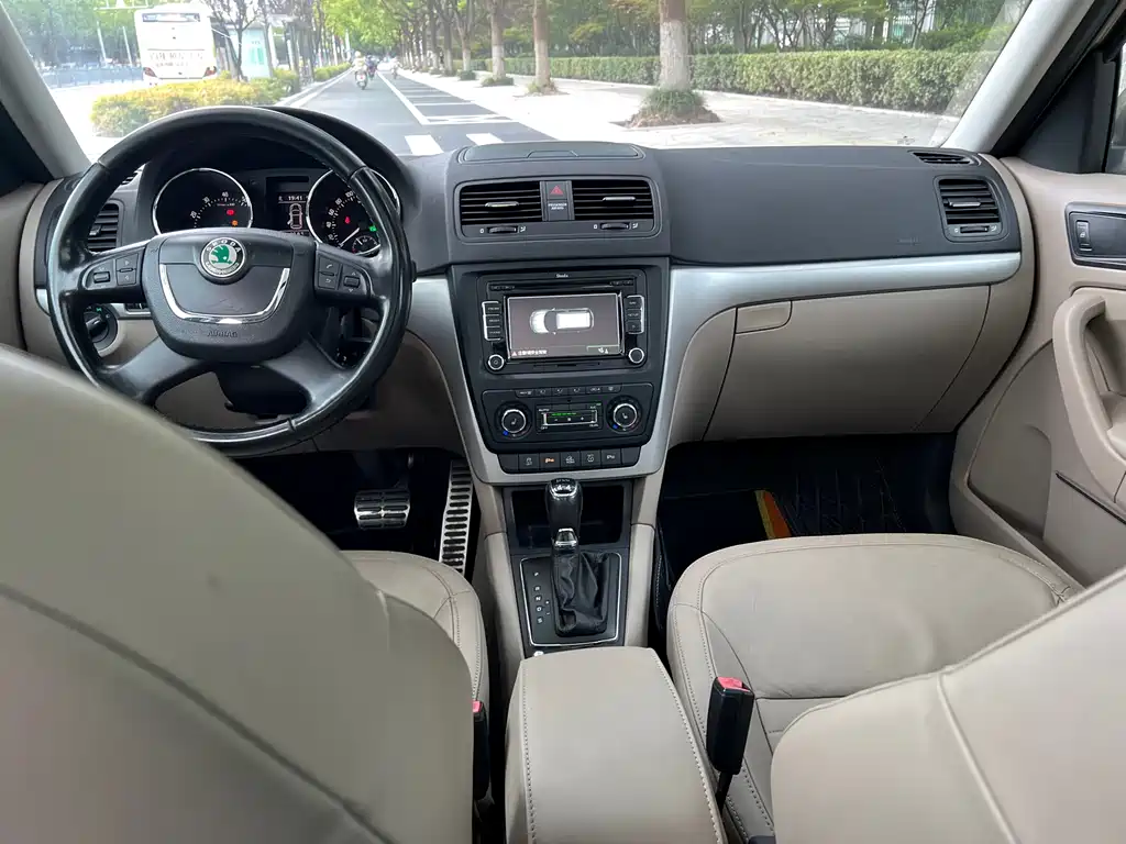 Skoda Yeti — миниатюра 13