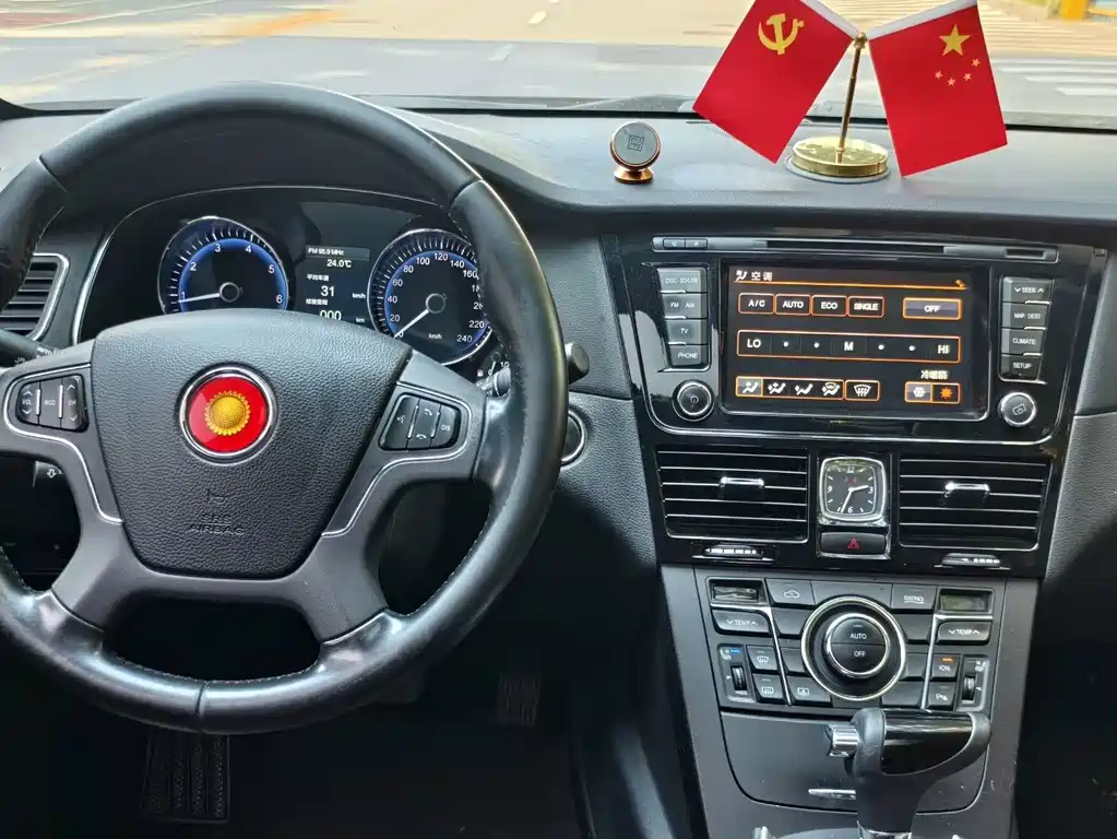 Hongqi Hongqi H7 — миниатюра 19