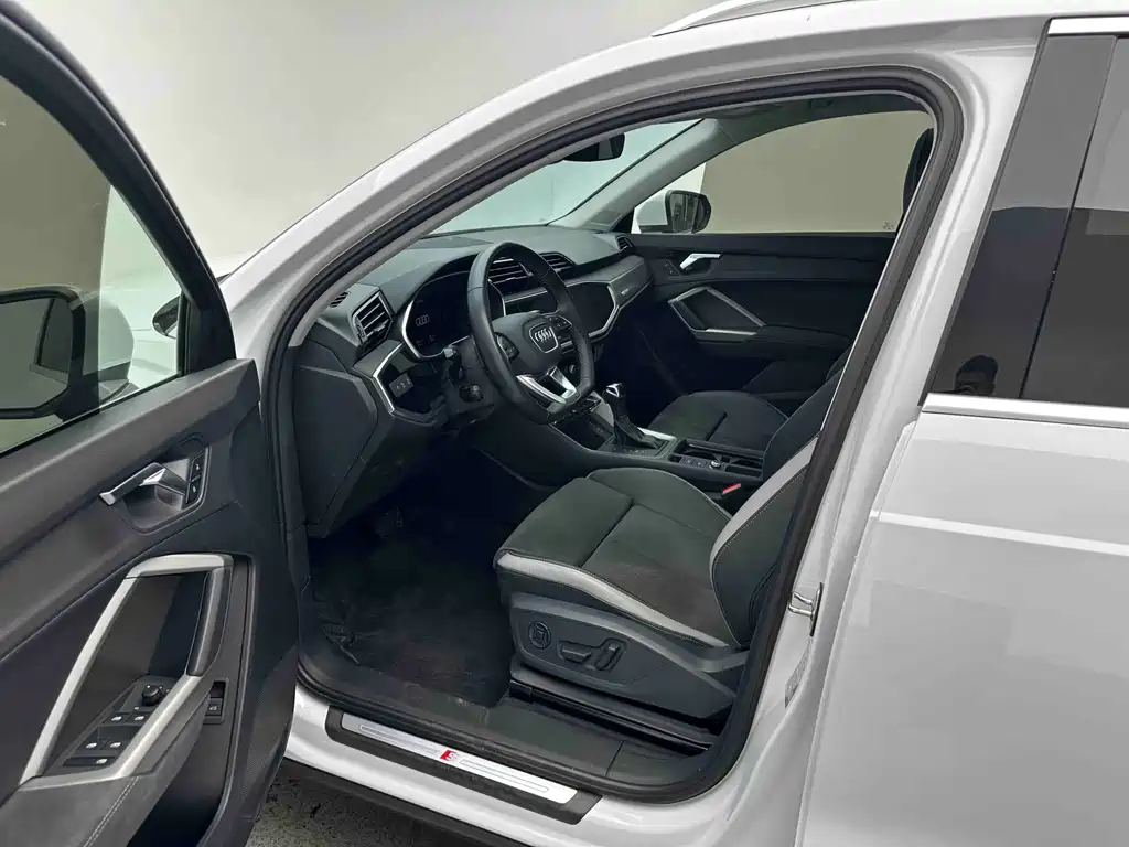Audi Q3 — миниатюра 9