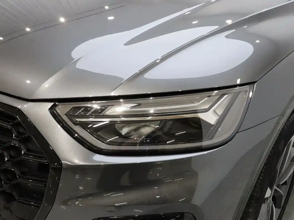 Audi Q5L — миниатюра 18