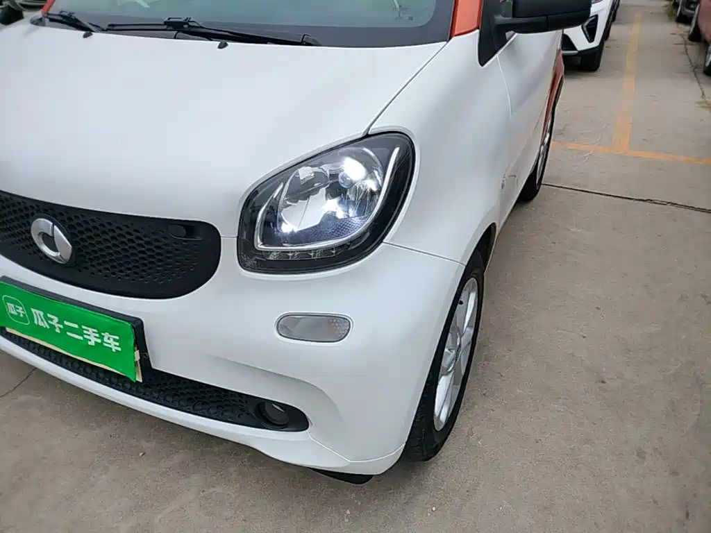 smart Smart Fortwo — миниатюра 24