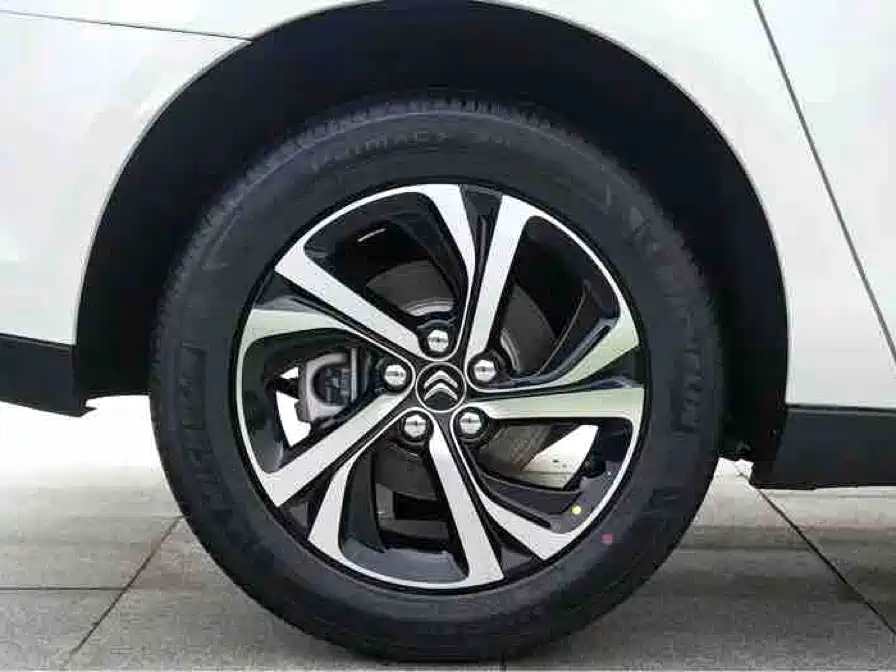 Citroen C5 — миниатюра 9
