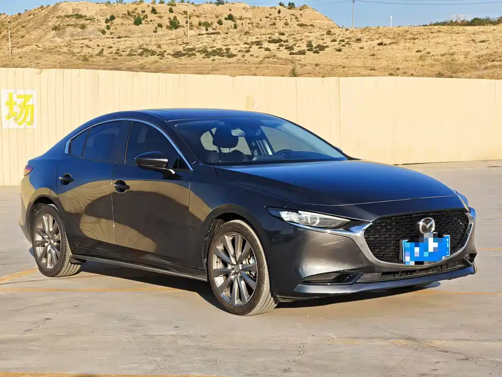 Mazda 3 Axela — миниатюра 3