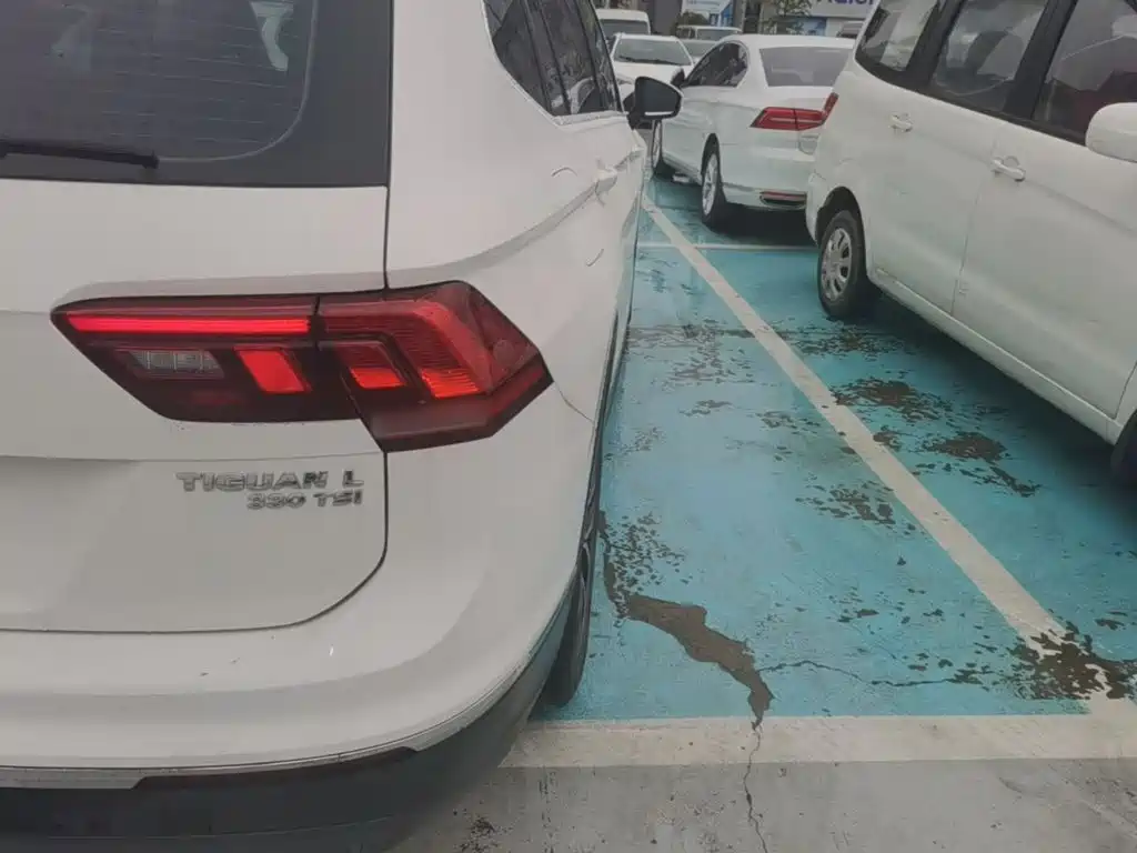 Volkswagen Tiguan L — миниатюра 8