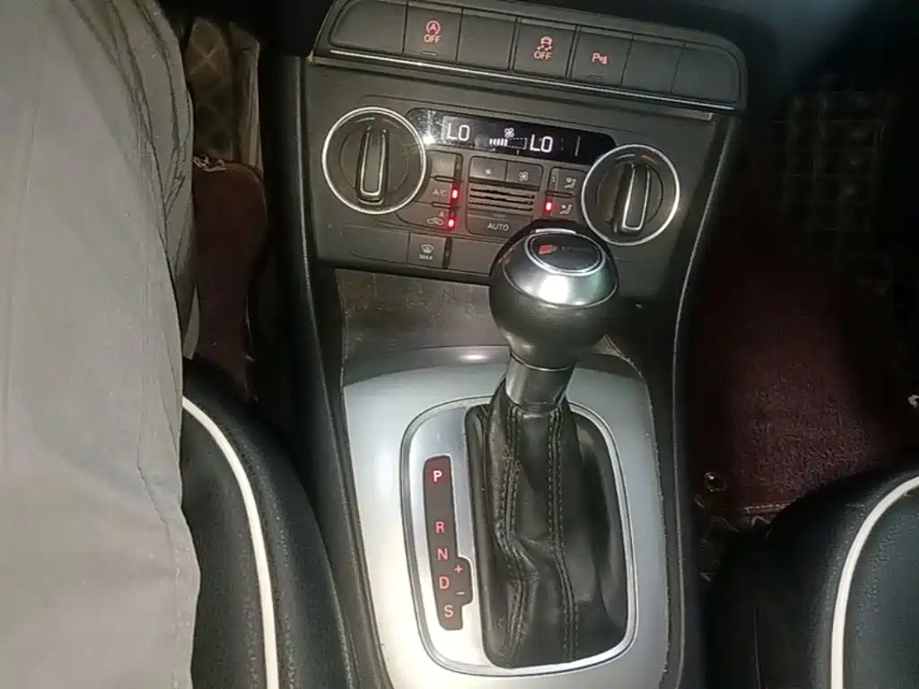 Audi Q3 — миниатюра 14