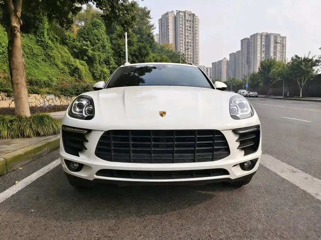 Porsche Macan — миниатюра 2