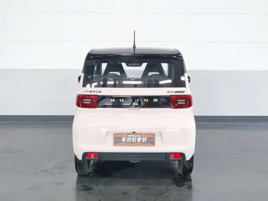 Wuling MINIEV — миниатюра 4