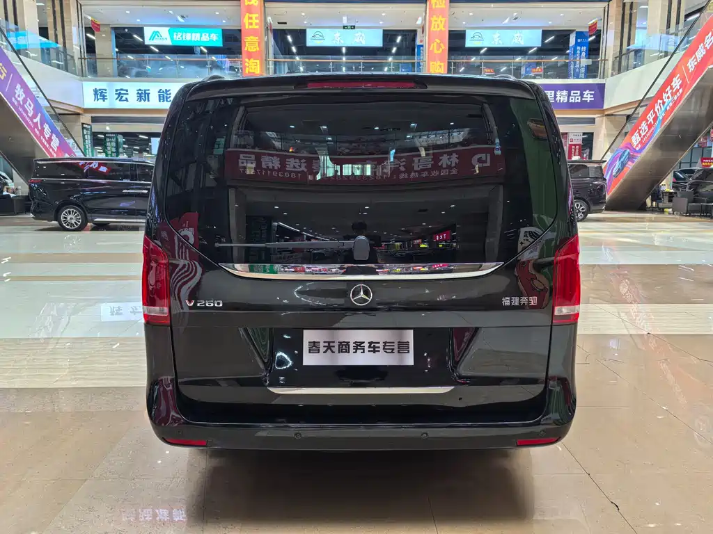 Mercedes-Benz V-Class — миниатюра 7
