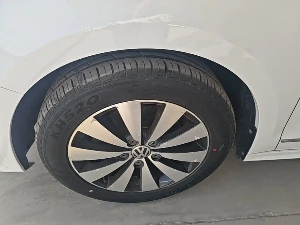 Volkswagen Sagitar — миниатюра 23