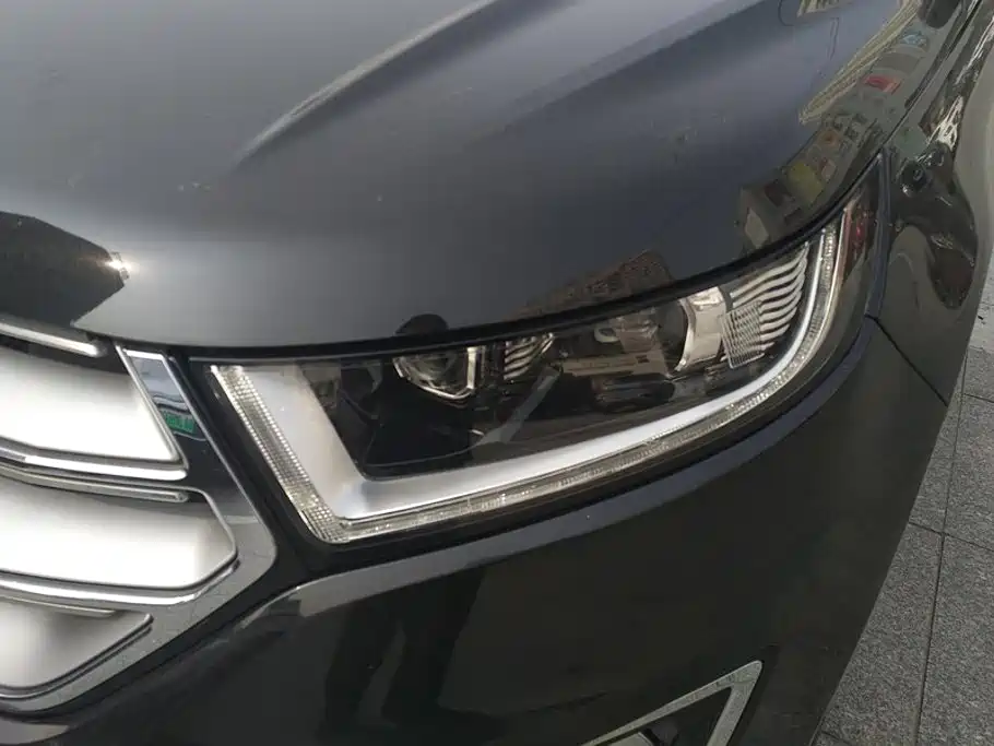 Ford Edge — миниатюра 5