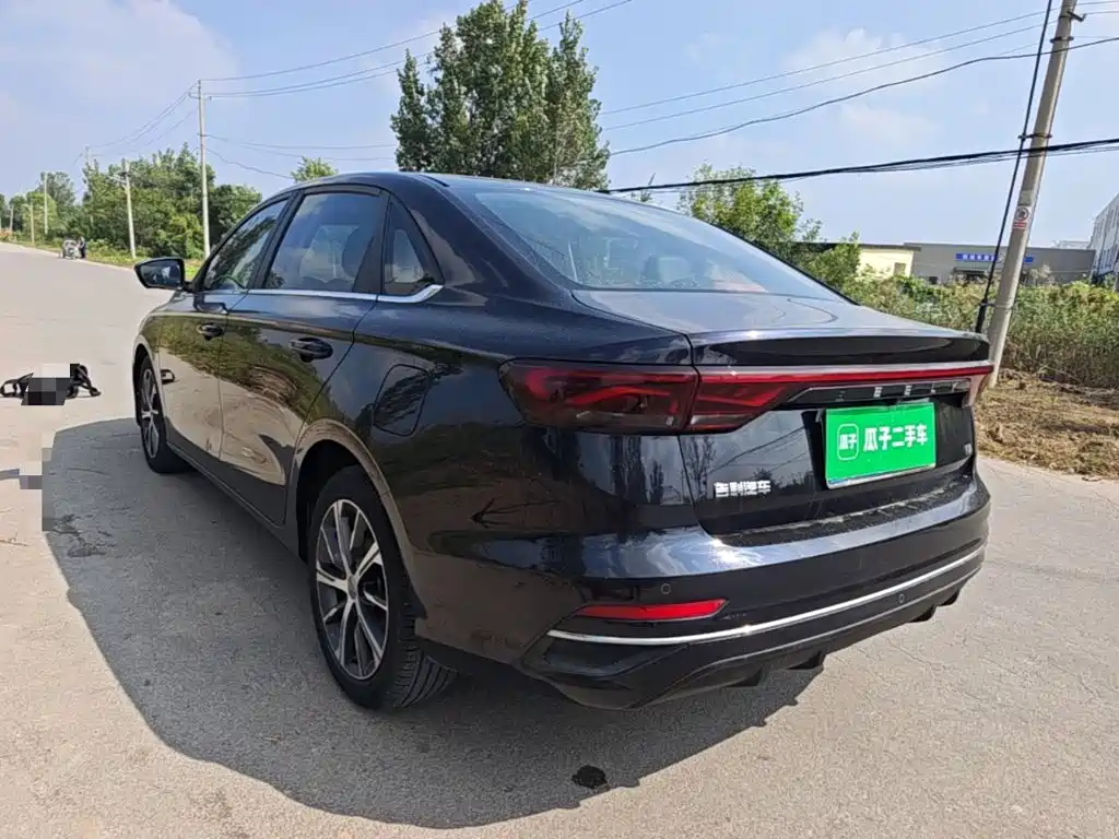 Geely Emgrand — миниатюра 5